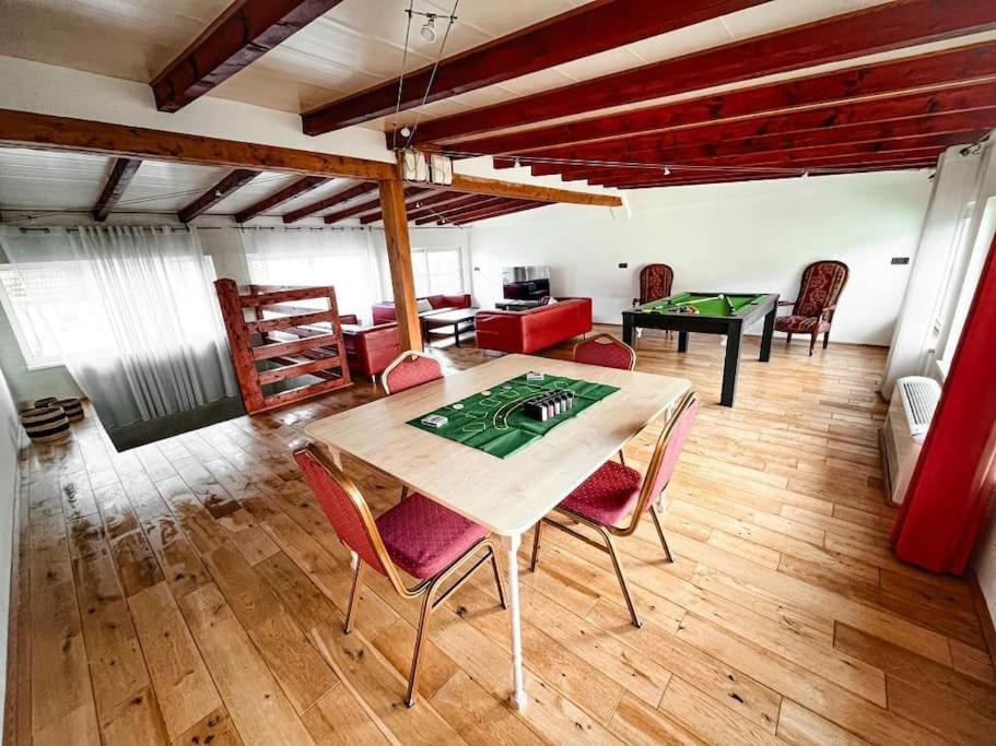 Villa Avec Piscine Interieure Holtzheim Bagian luar foto