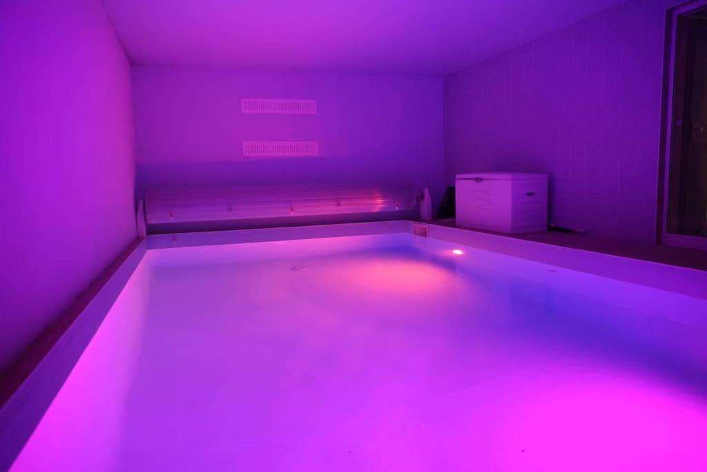 Villa Avec Piscine Interieure Holtzheim Bagian luar foto