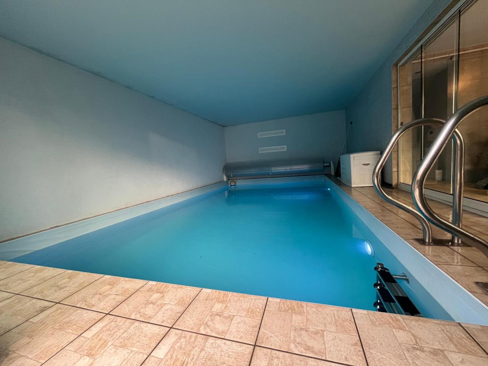 Villa Avec Piscine Interieure Holtzheim Bagian luar foto