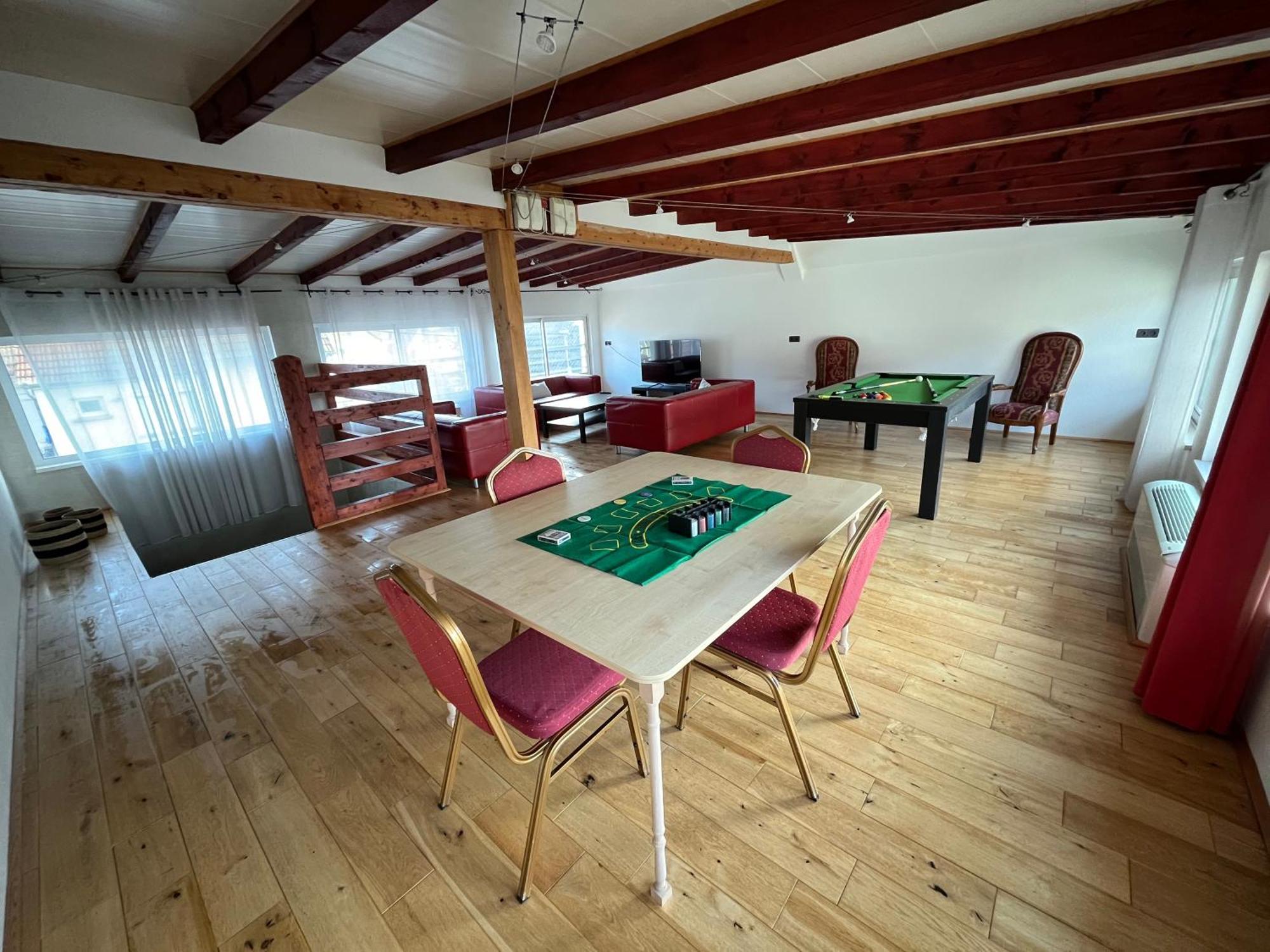 Villa Avec Piscine Interieure Holtzheim Bagian luar foto