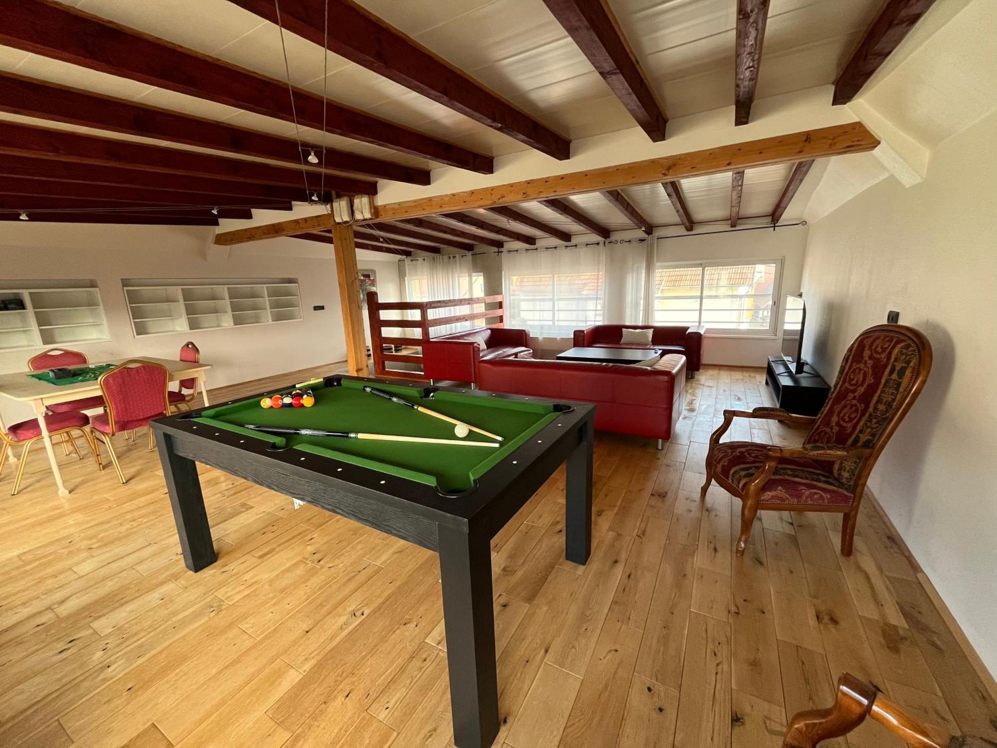 Villa Avec Piscine Interieure Holtzheim Bagian luar foto